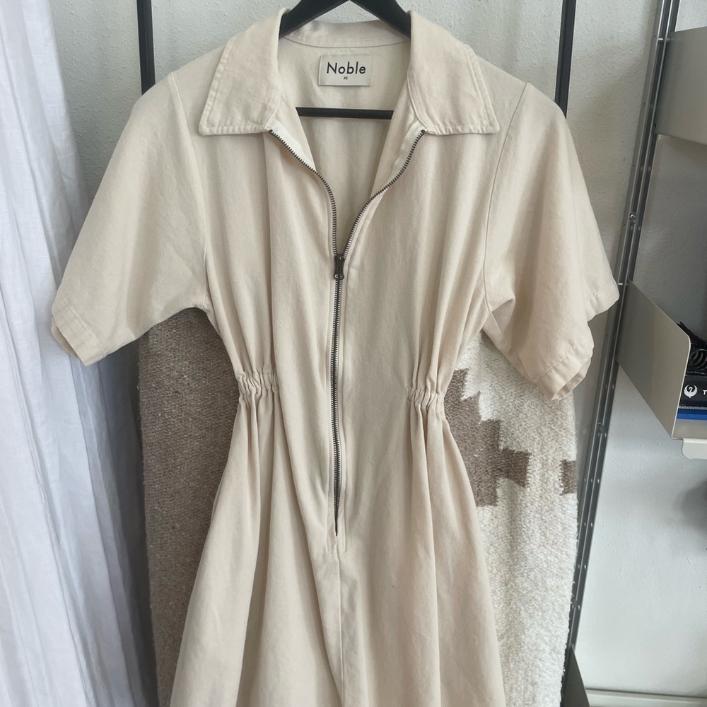 Noble short dress